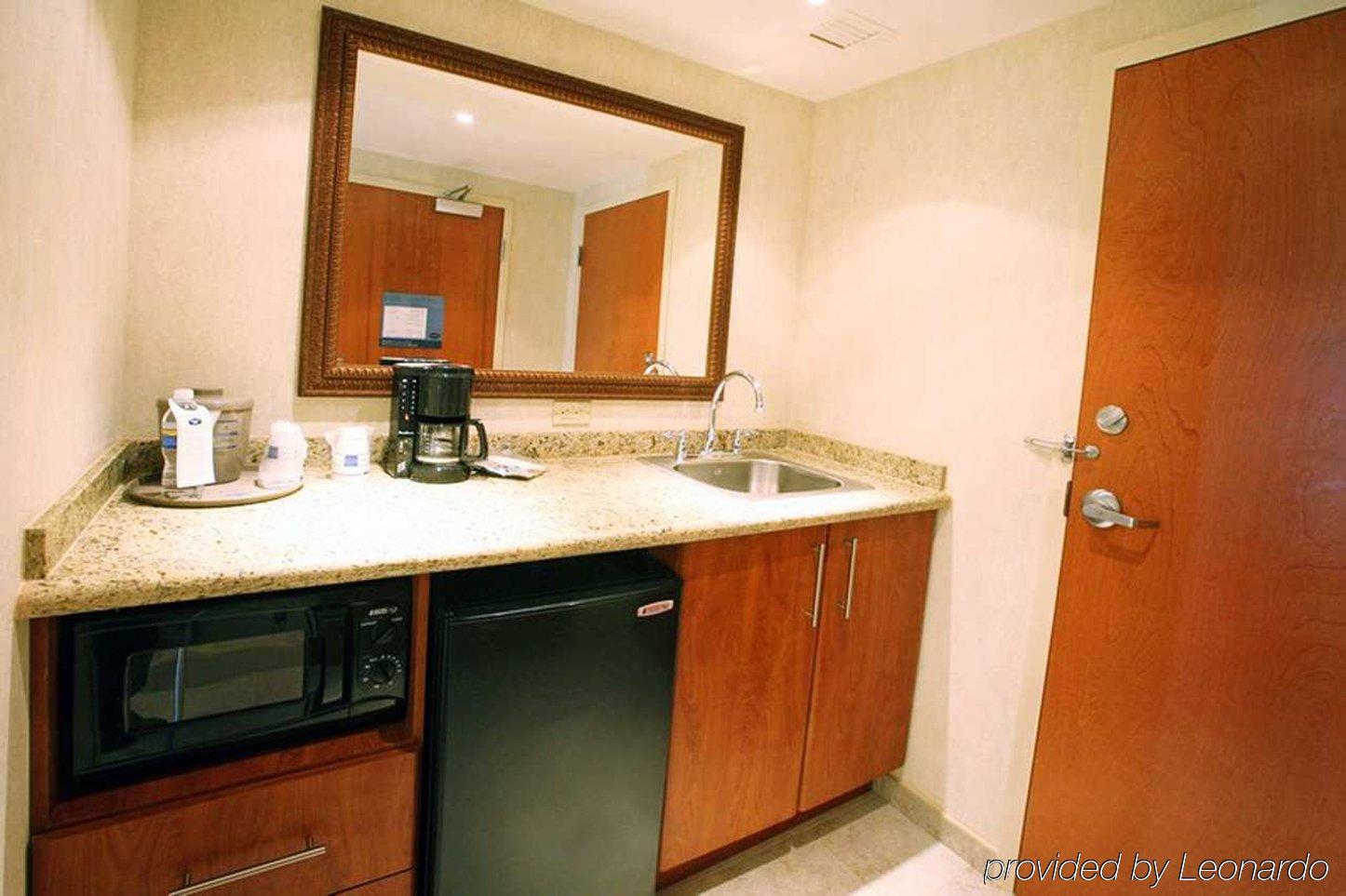 Hampton By Hilton Reynosa Zona Industrial Ξενοδοχείο Δωμάτιο φωτογραφία